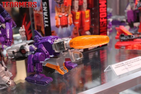 SDCC 2016   Generations Platinum Series And Titans Return Preview Night Display 021 (21 of 157)